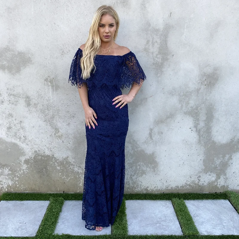 Trendy women’s clothing for every season Sweet Devotion Crochet Lace Dress in Navy Trendy women’s clothing for every season Sweet Devotion Crochet Lace Dress in Navy