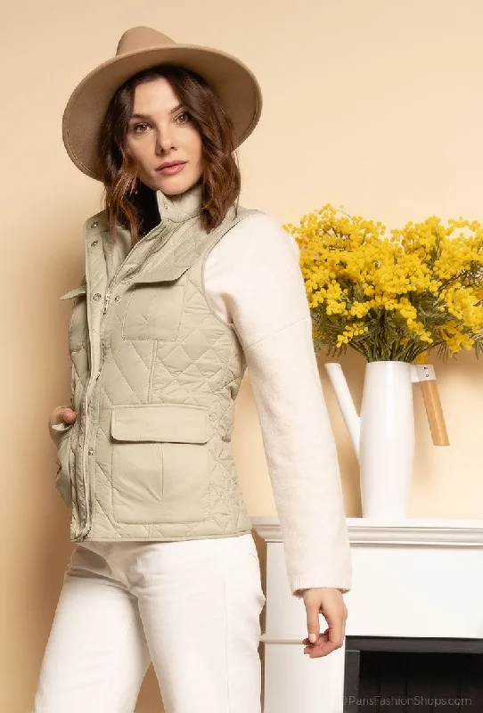 Casual outfits that elevate your style   Gilet matelassé sans manches