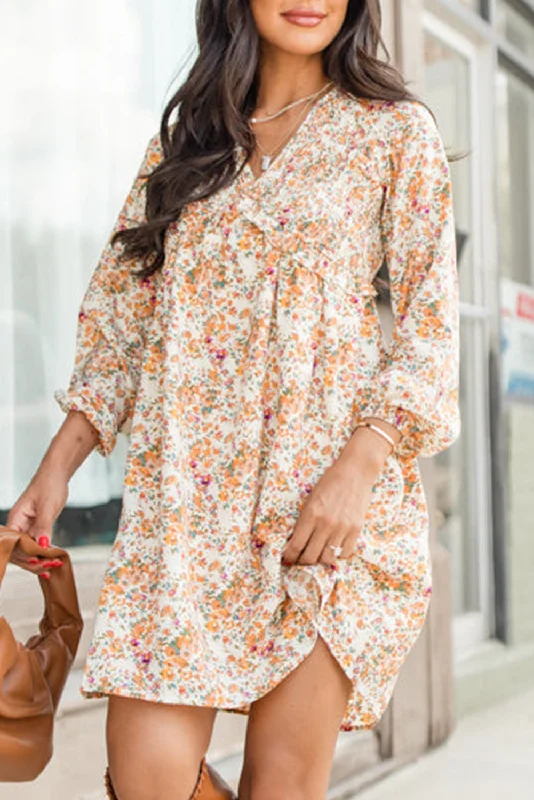 Effortlessly chic outfits for the modern woman Yellow Boho Floral V Neck Ruffled Empire Waist Long Sleeve Mini Dress Effortlessly chic outfits for the modern woman Yellow Boho Floral V Neck Ruffled Empire Waist Long Sleeve Mini Dress