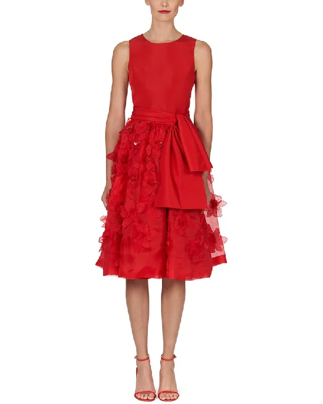 Discover the latest trends in women’s fashion Carolina Herrera Embellished Silk A-Line Dress Discover the latest trends in women’s fashion Carolina Herrera Embellished Silk A-Line Dress