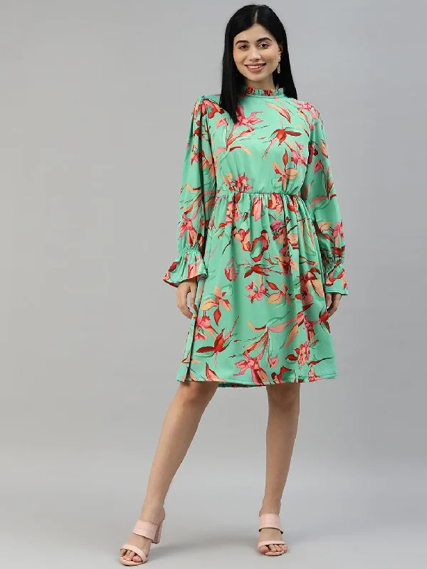 Sporty-chic women’s apparel for active lifestyles   plusS Sea Green  Pink Floral A-Line Dress