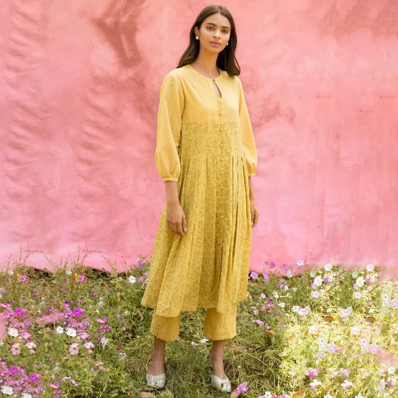 Feminine fashion to express your unique style Mul Cotton A-Line Dress | Handblocked Printed | Yellow Feminine fashion to express your unique style Mul Cotton A-Line Dress | Handblocked Printed | Yellow