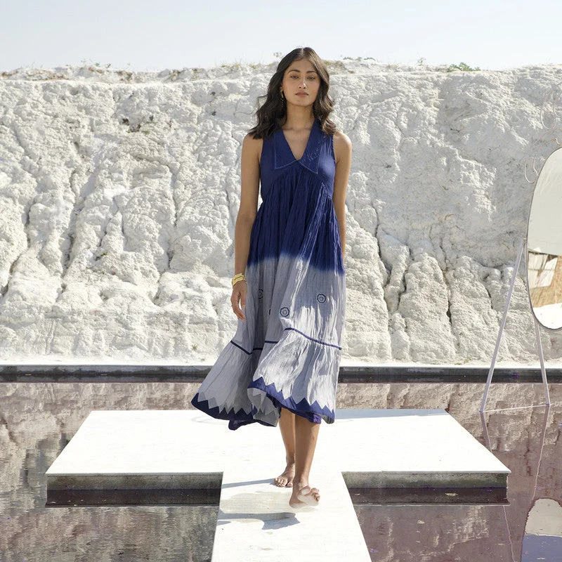 Women’s clothing that combines comfort and style Chanderi Silk A-Line Dress | Blue & Grey Women’s clothing that combines comfort and style Chanderi Silk A-Line Dress | Blue & Grey